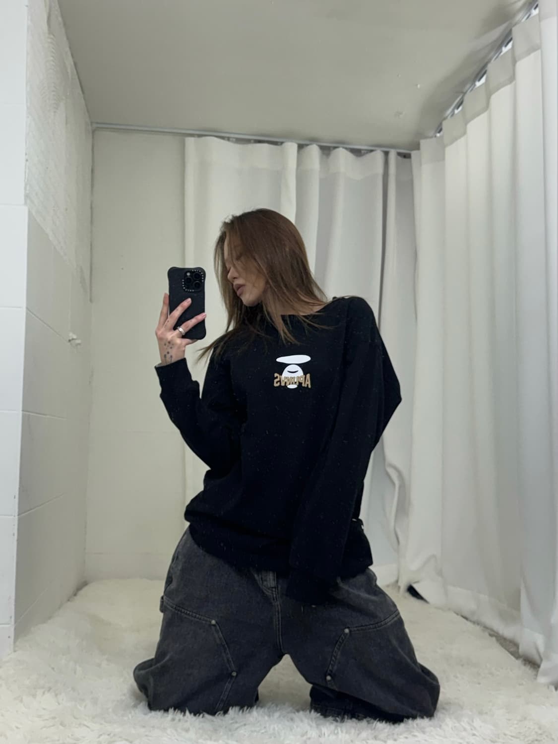 블랙 문페이스 에이프 롱슬리브  상품이미지2