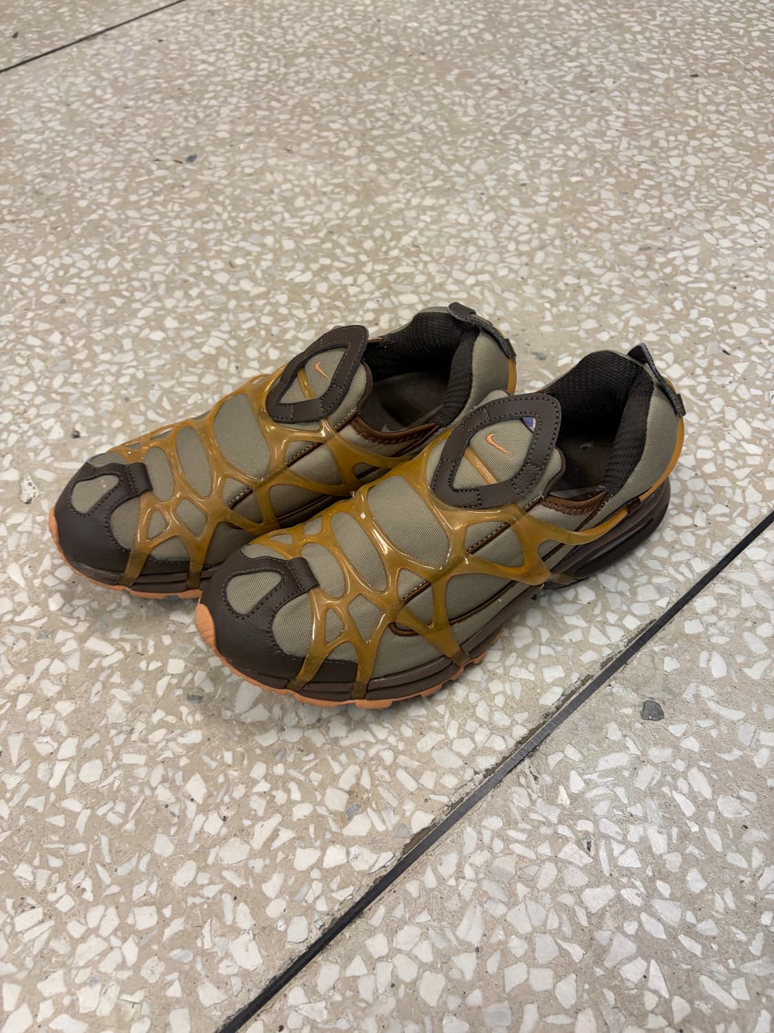 Nike Air Kukini Brown Cage Sneakers 상품이미지3