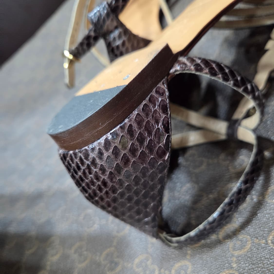 돌체앤가바나 보석 샌들 상품이미지7