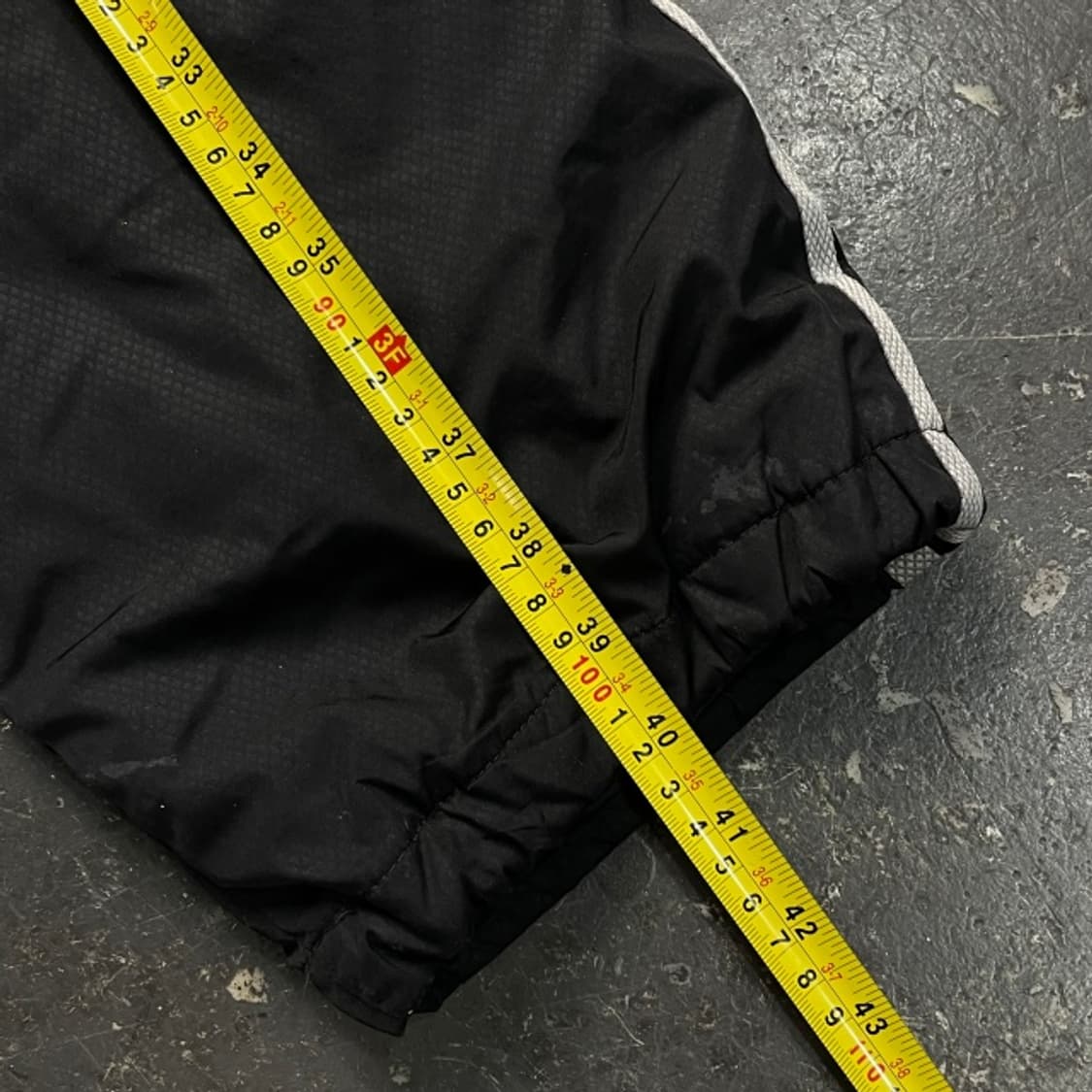 100 아디다스 누빔 나일론 팬츠  상품이미지9