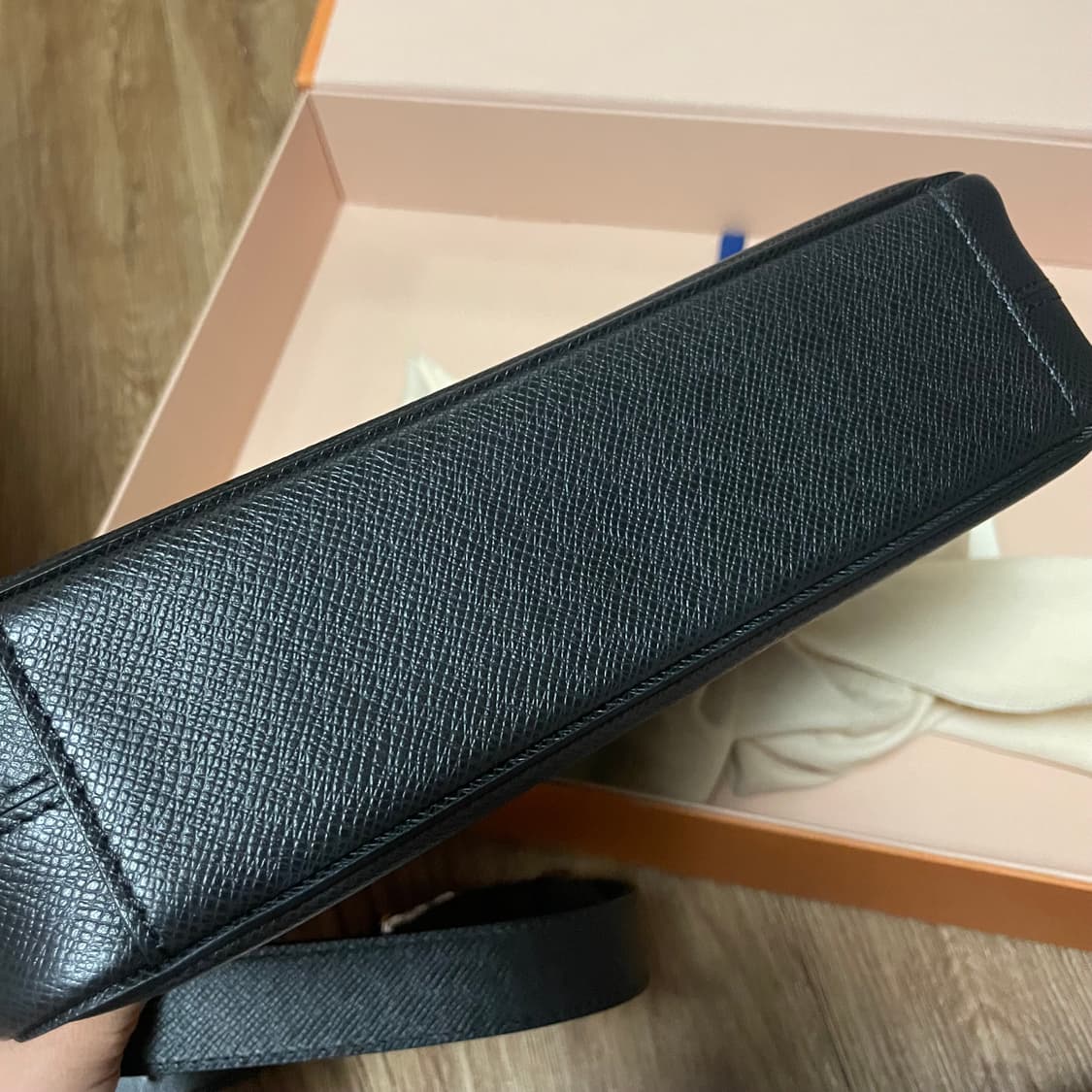 (새상품) 루이비통 로만PM 남자 크로스백 상품이미지5