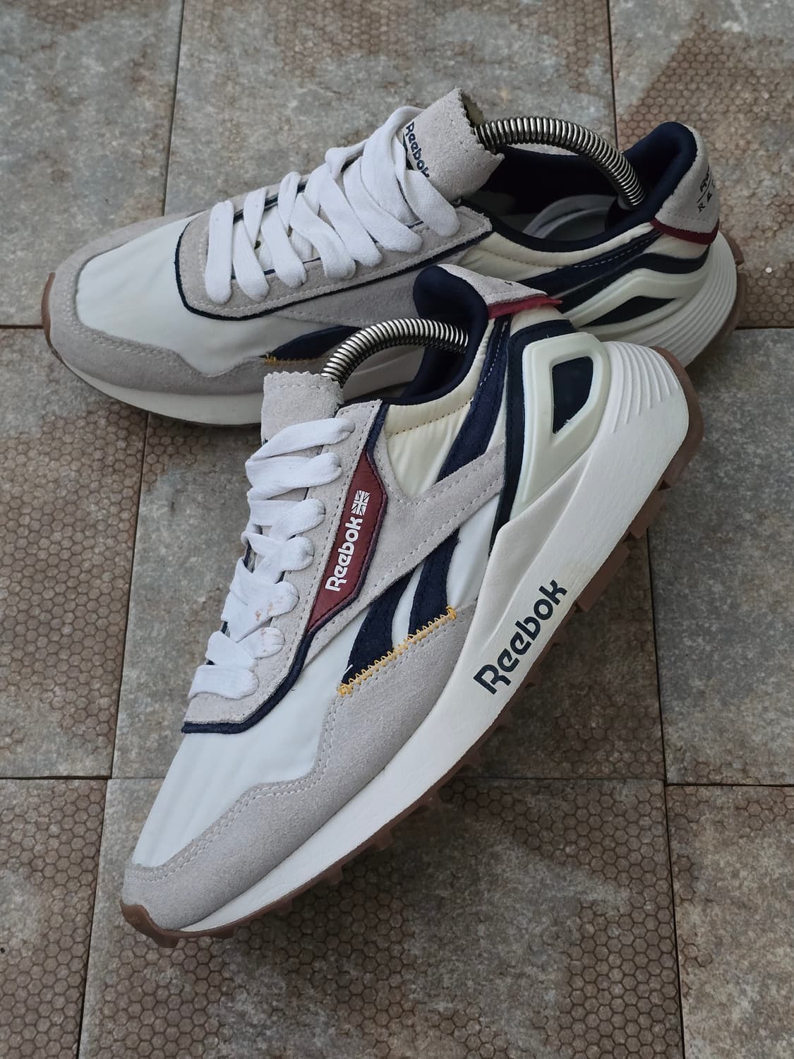 (240)리복 로맨틱크라운 클래식 레거시 초크 상품이미지3