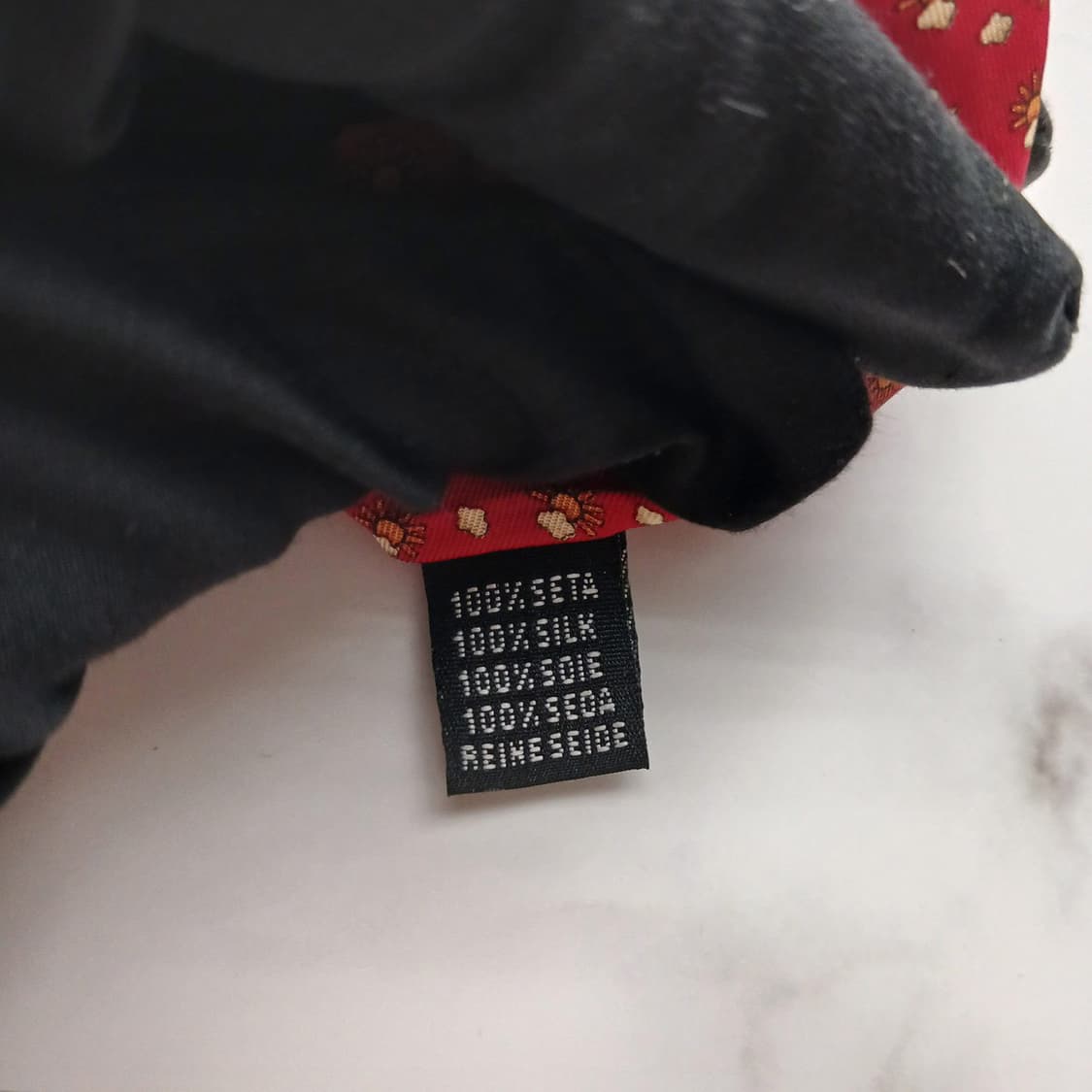 아이그너 실크 레드 플라워 패턴 넥타이 9.2cm A+등급 A18003
 상품이미지8