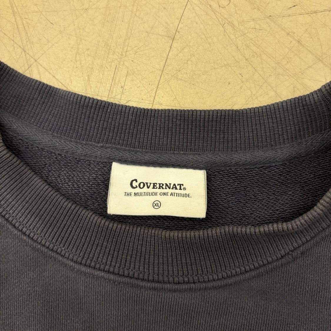 커버낫 스몰로고 맨투맨 상품이미지3