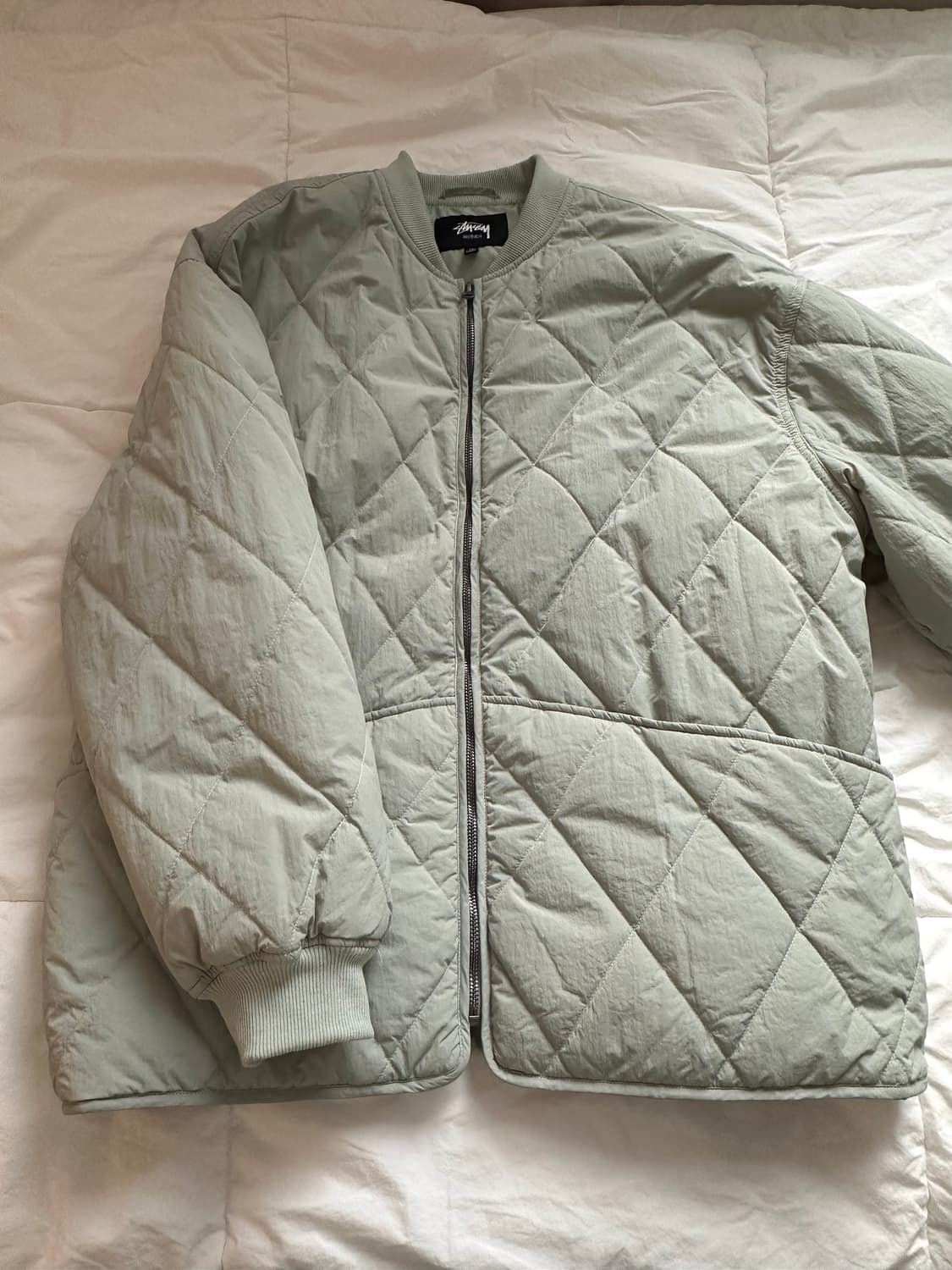 스투시 경량 패딩 상품이미지3