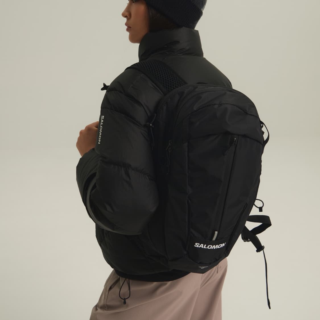 살로몬 울티모 10L 백팩 차콜 상품이미지10