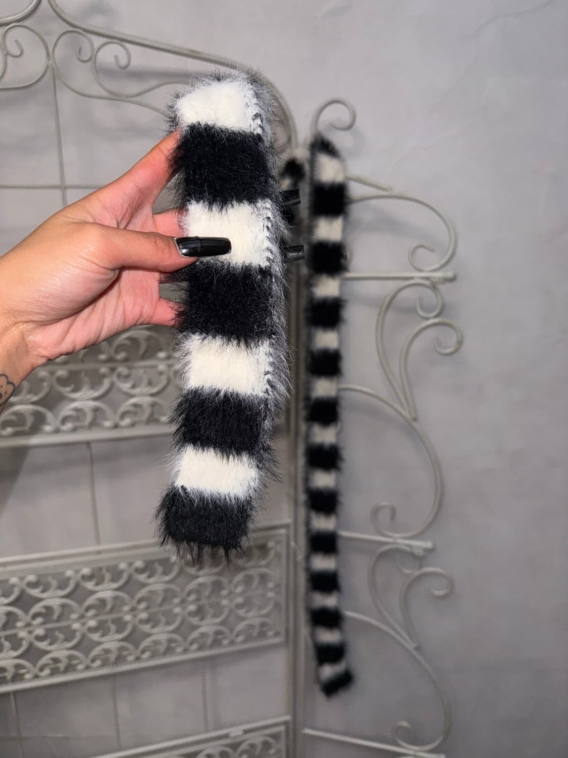 Black & white stripe fur knit muffler 상품이미지4