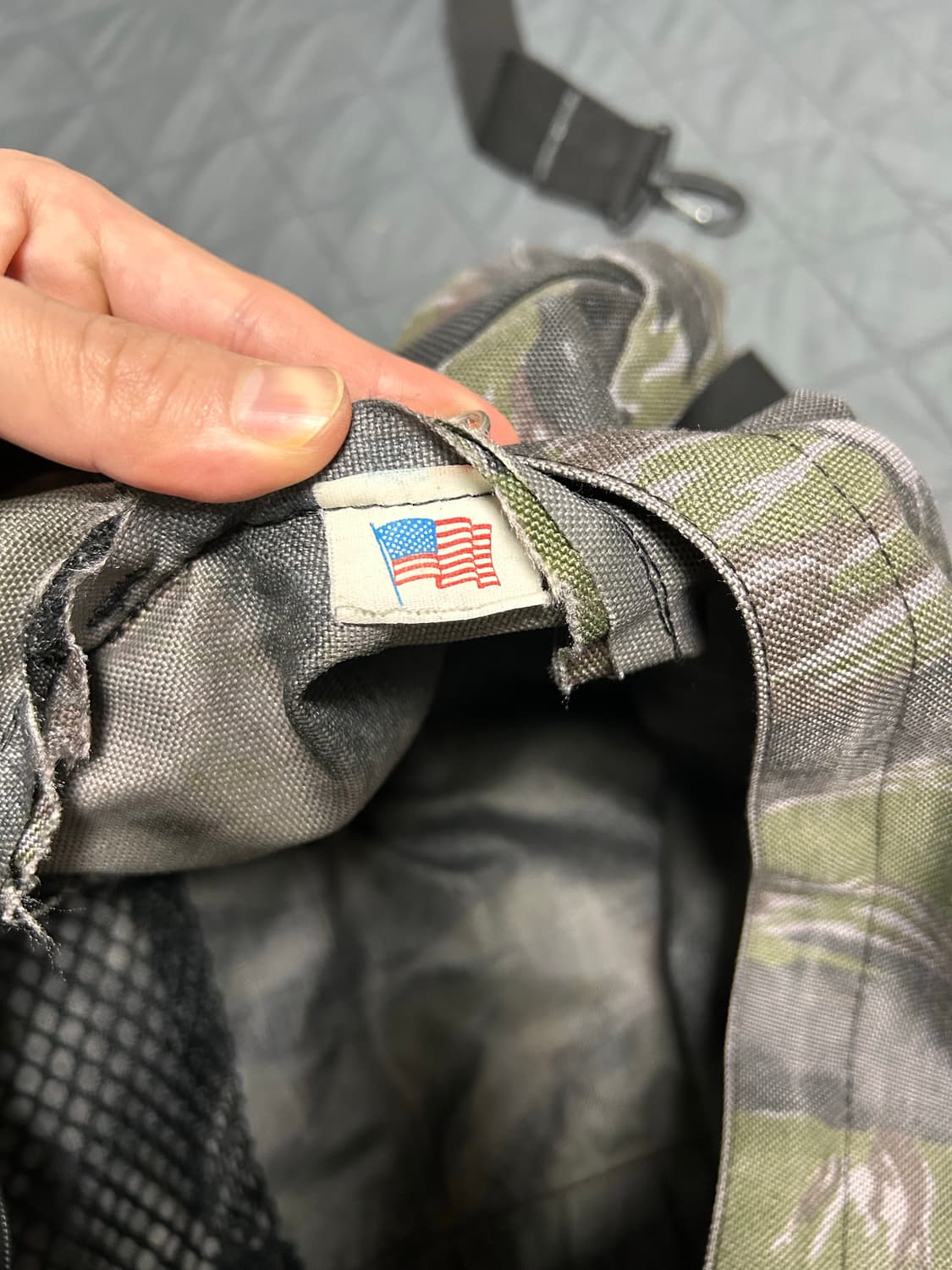 슈프림 1997 OG 타이거 카모 더플백 상품이미지7