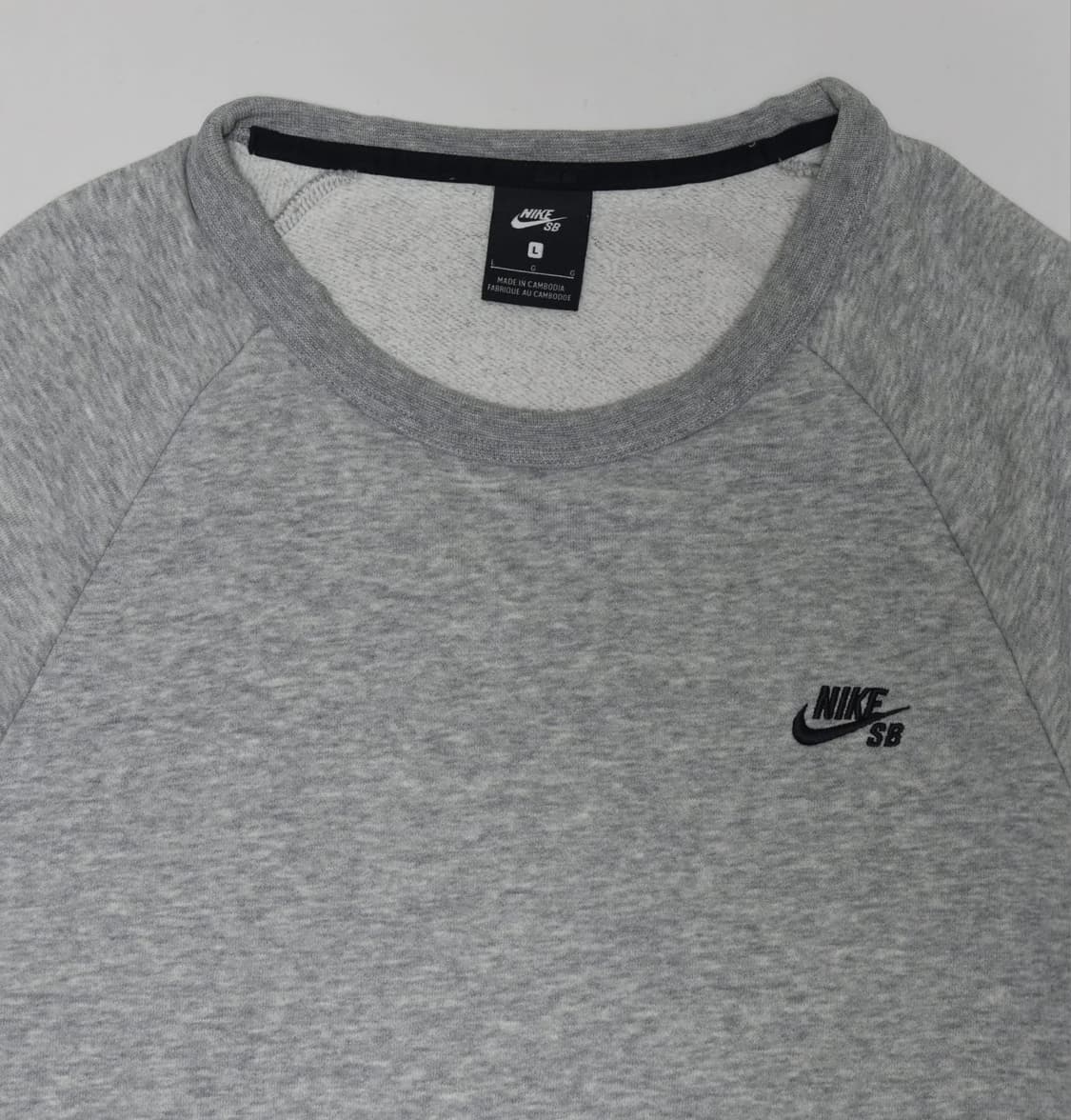 나이키 SB 회색 맨투맨 L 상품이미지2