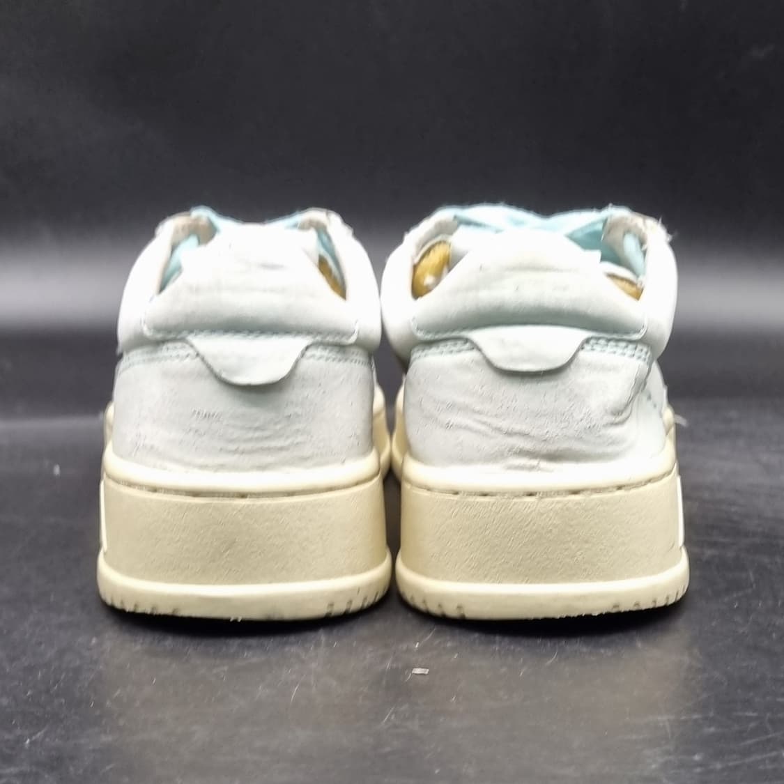 오트리 메달리스트 스니커즈37 240 상품이미지4