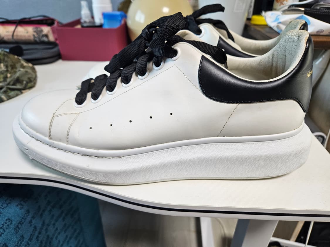 알렉산더맥퀸 오버솔 스니커즈 270.275 상품이미지3