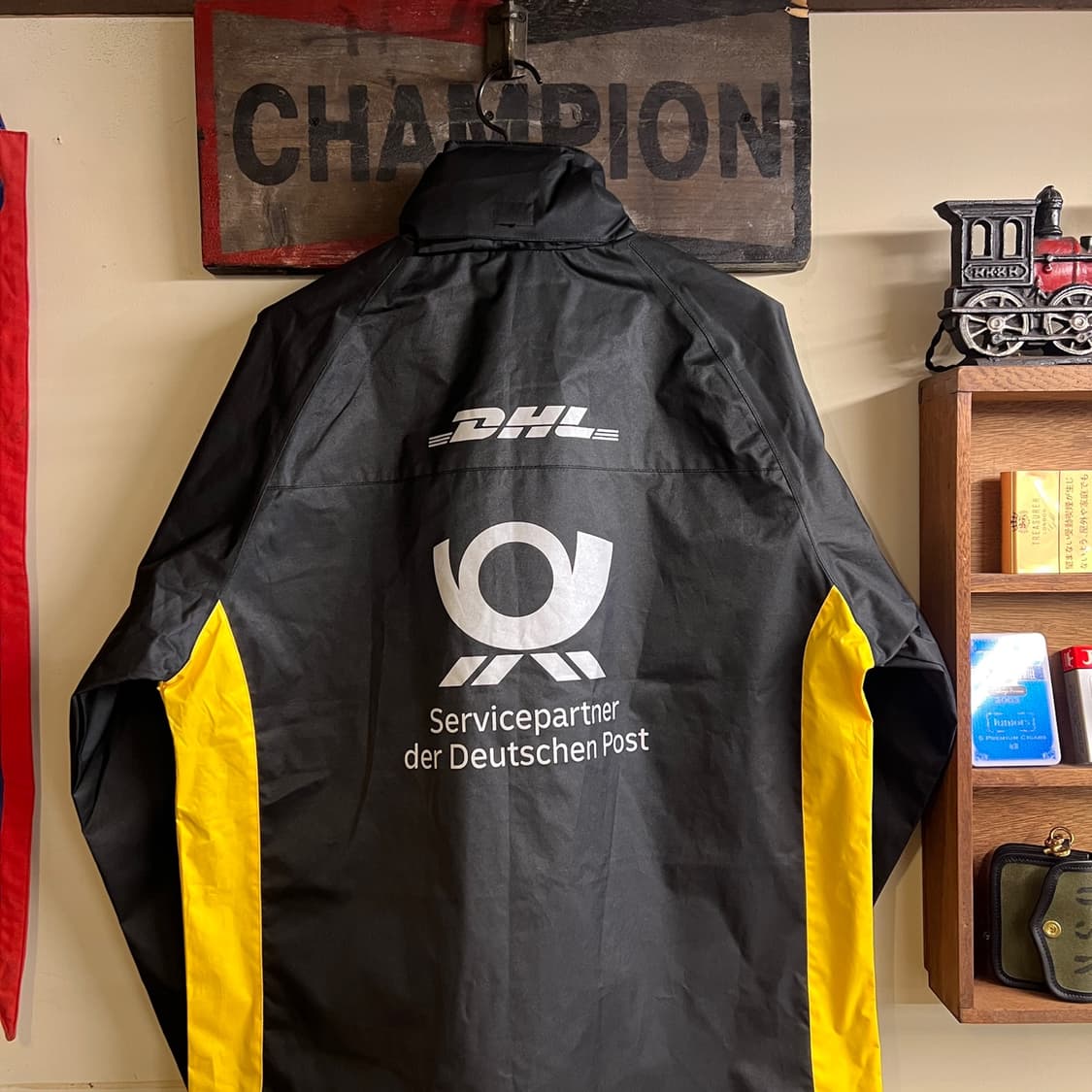 DHL Windbreaker Small Size (100~105) 상품이미지5