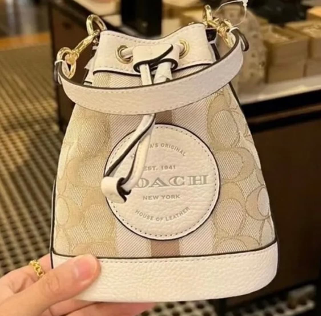 coach 코치 미니 버킷 상품이미지1