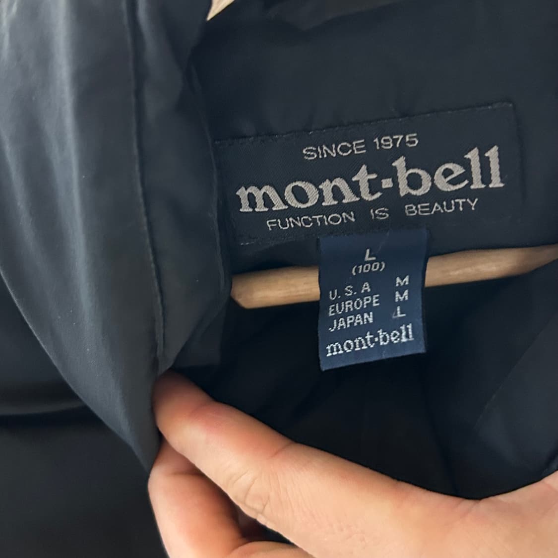 몽벨 고어텍스 블랙 투웨이 패딩 L 상품이미지3