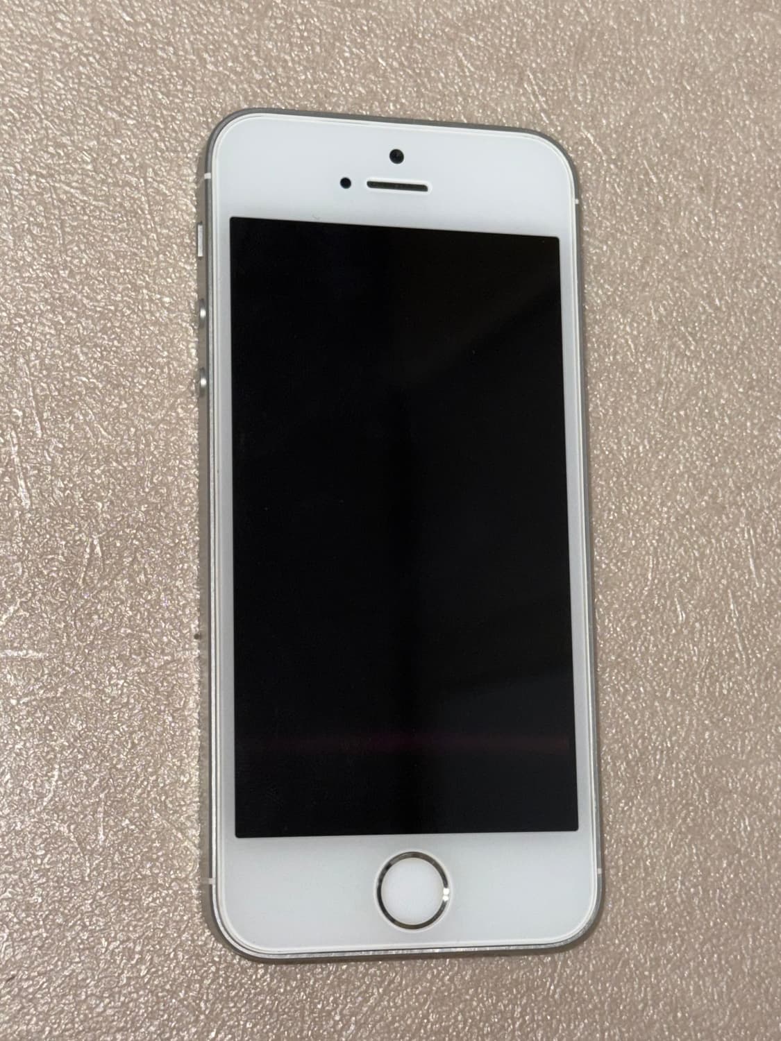 아이폰 se 128GB 상품이미지2