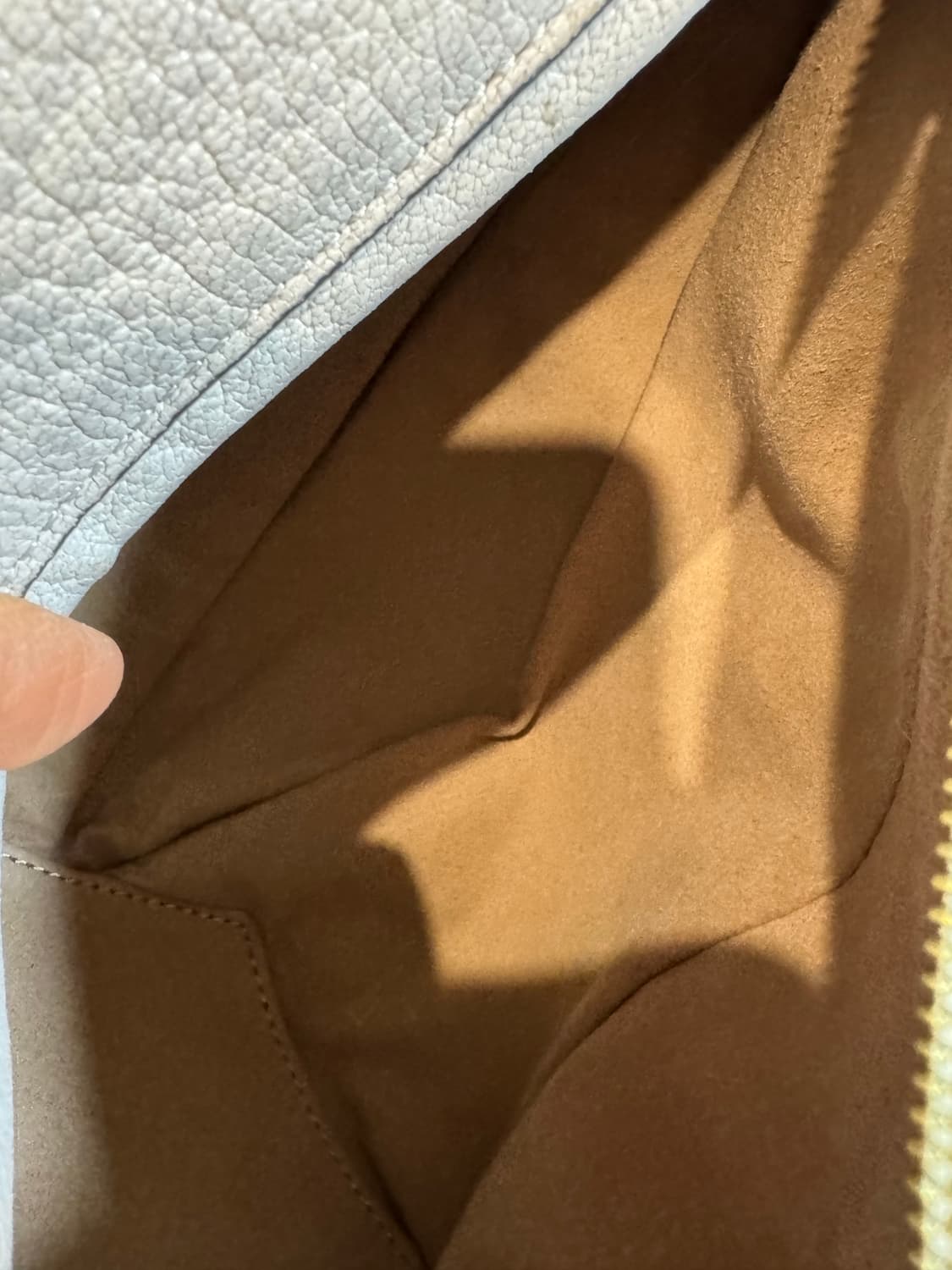 루에브르 트럼펫백 상품이미지10