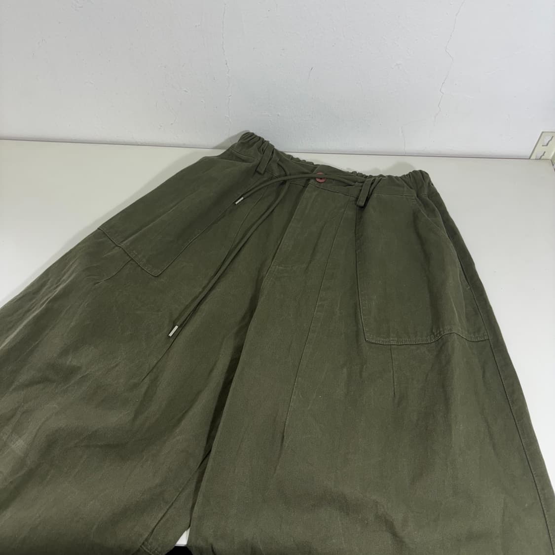 M 프리즘웍스 카키 루즈벌룬핏 면 밴딩 벌룬팬츠 상품이미지2