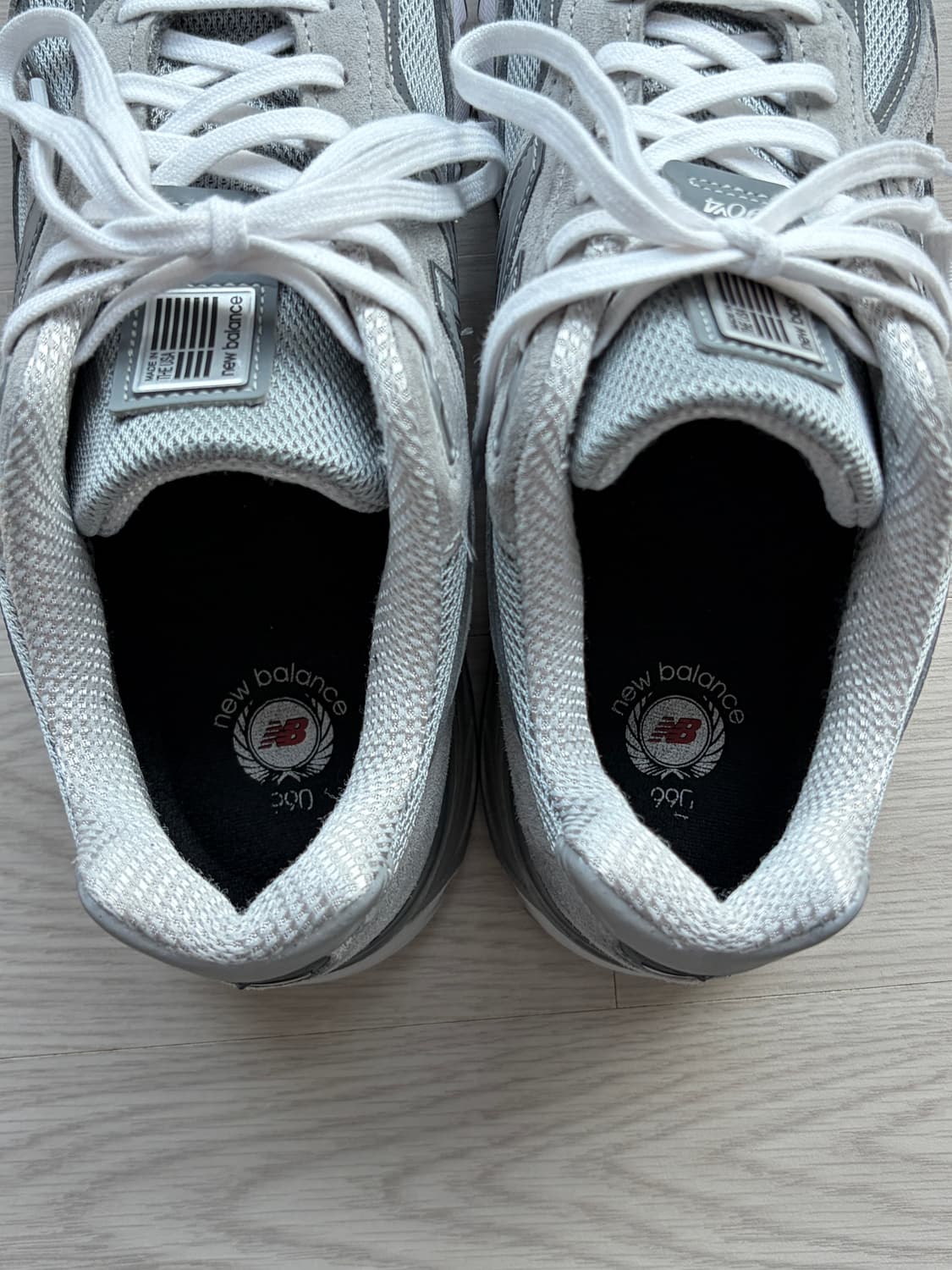 [270] 뉴발란스 990v4 그레이 상품이미지4