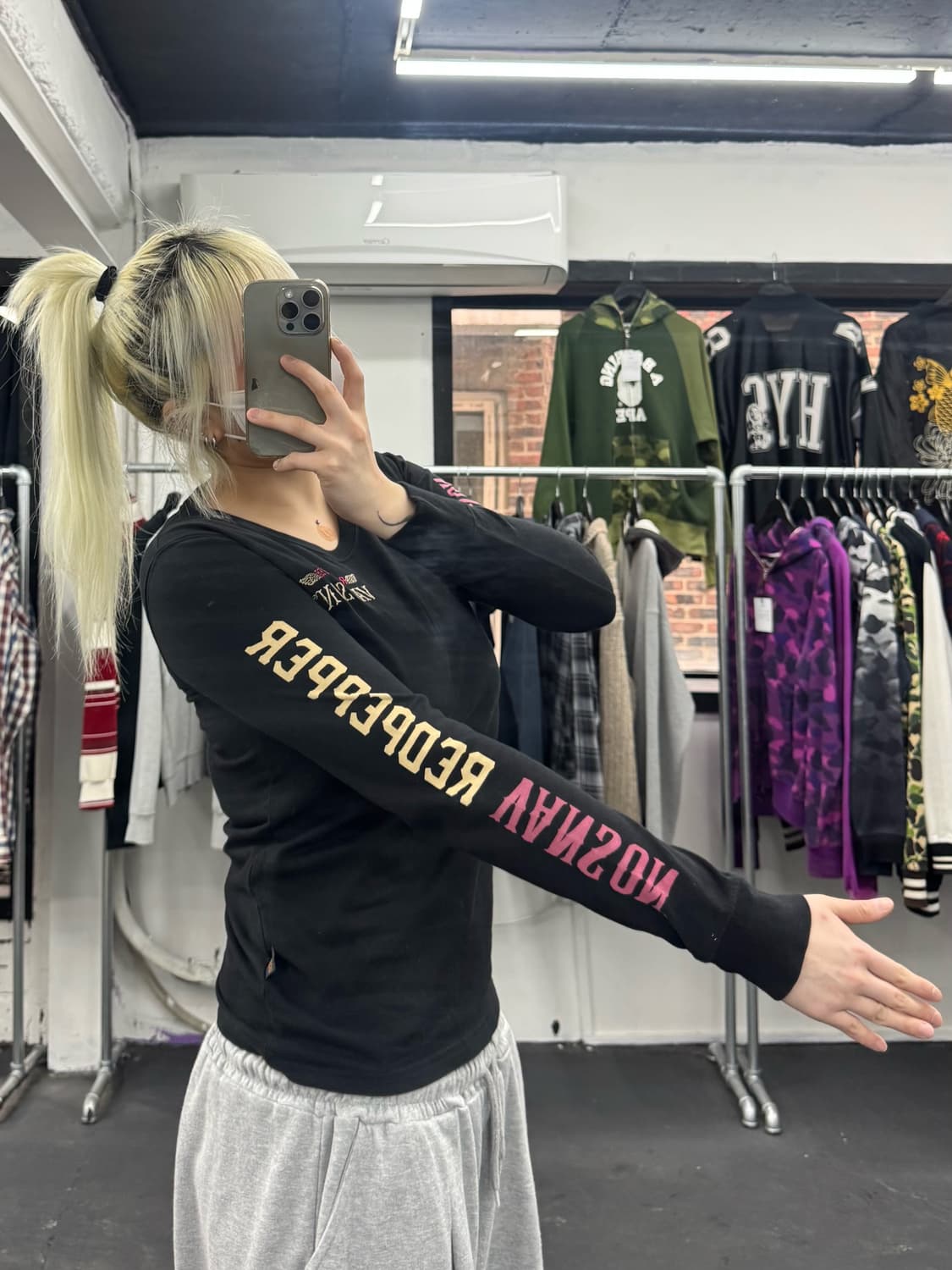 밴슨 레더 x 레드 페퍼 롱슬리브 상품이미지2