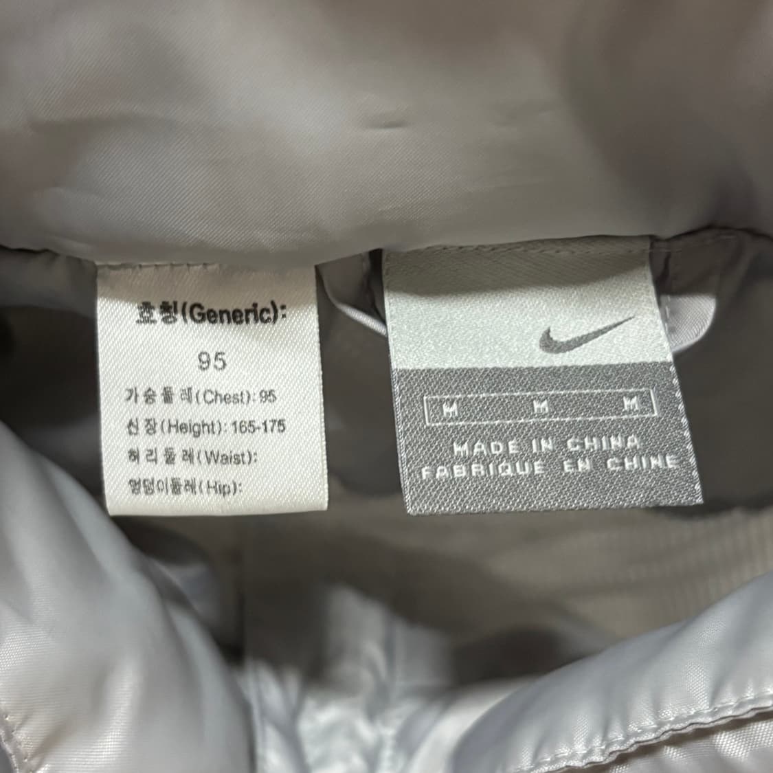 Nike 올드스쿨 그레이 바람막이 자켓 상품이미지2