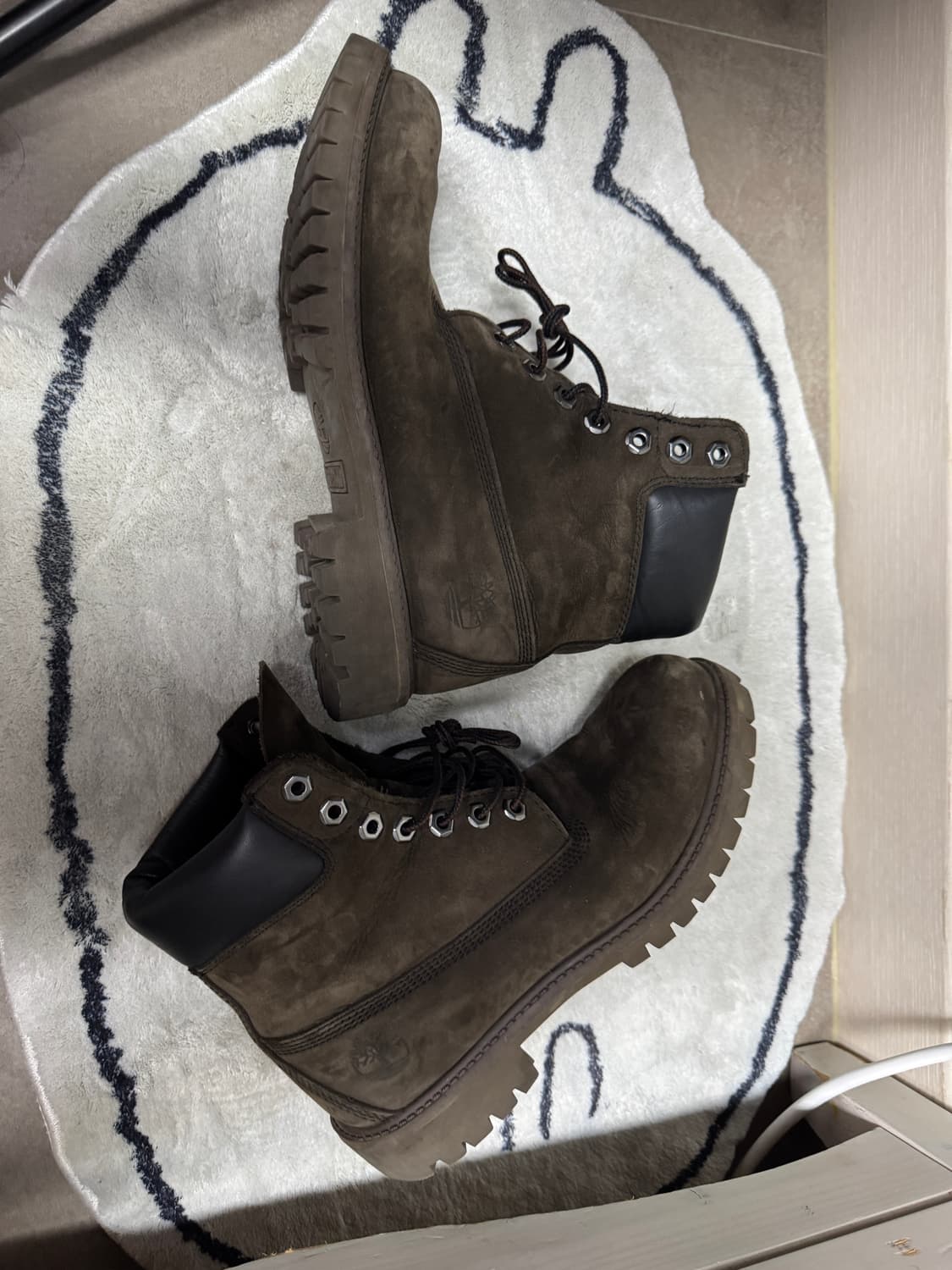 팀버랜드 6인치 프리미엄 워터푸르프 다크 브라운 (255) 상품이미지3