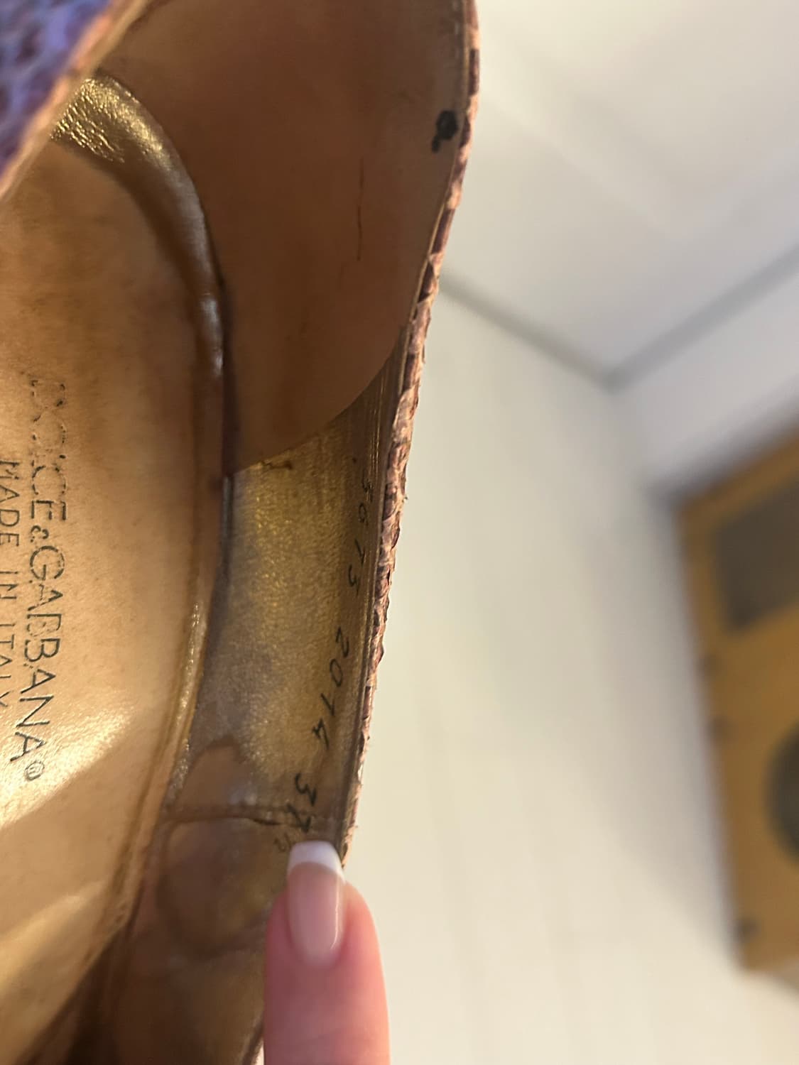 돌체앤가바나 힐 235mm 상품이미지8