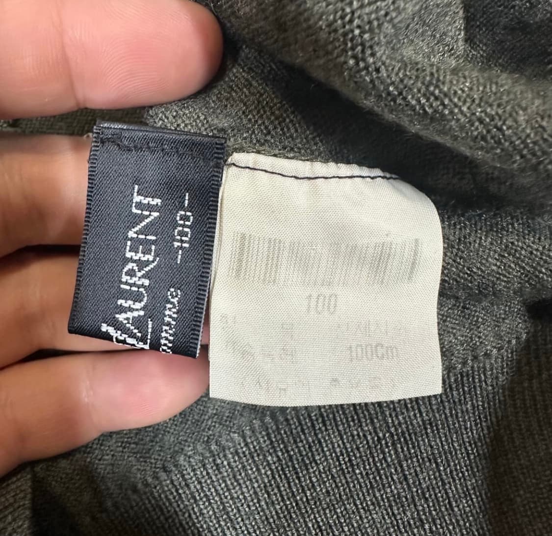  입생로랑 터틀넥 반폴라 니트 상품이미지3