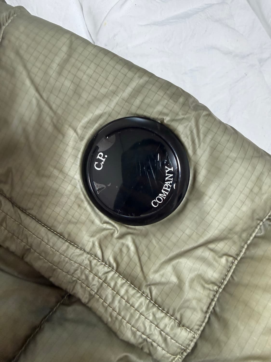 CP컴퍼니 dd쉘 경량패딩 상품이미지5