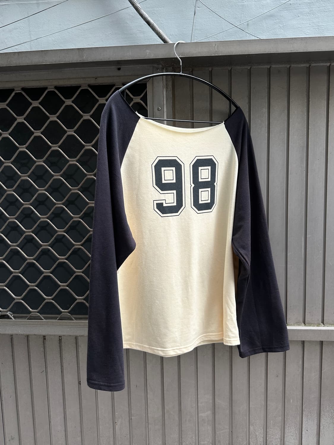 Vintage one shoulder tee 상품이미지3