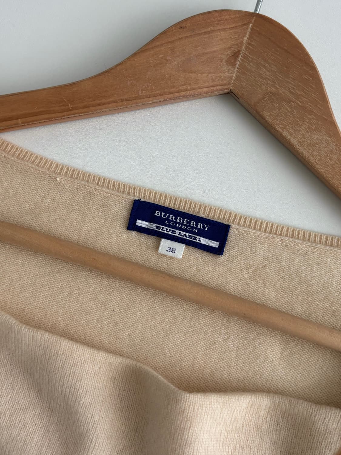 Burberry 버버리 블루라벨 아이보리 니트 상품이미지6