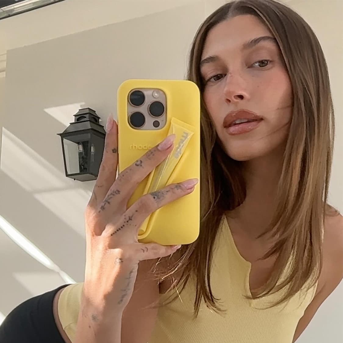 rhode 아이폰15프로 여름한정판 케이스 상품이미지1