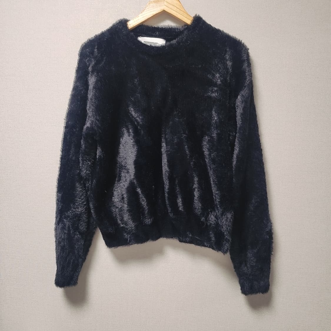 [M] 노매뉴얼 블랙 퍼 헤어리 니트 상품이미지1