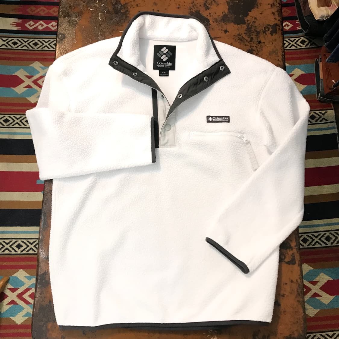컬럼비아 화이트 신칠라 후리스 풀오버 남성 105  상품이미지1