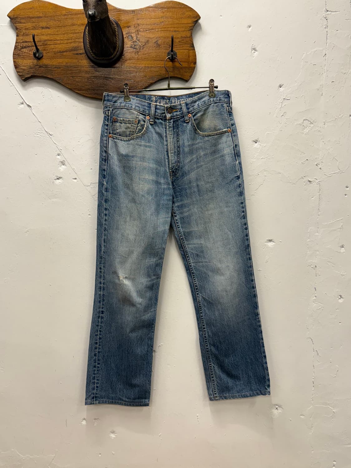 31.5) Levi’s 524 Light Wash Jeans 상품이미지5