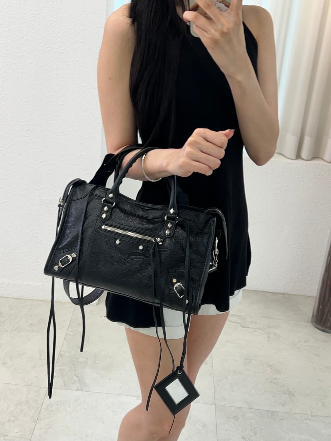 [A+ 정품] 발렌시아가 시티 모터백 스몰 블랙 상품이미지9