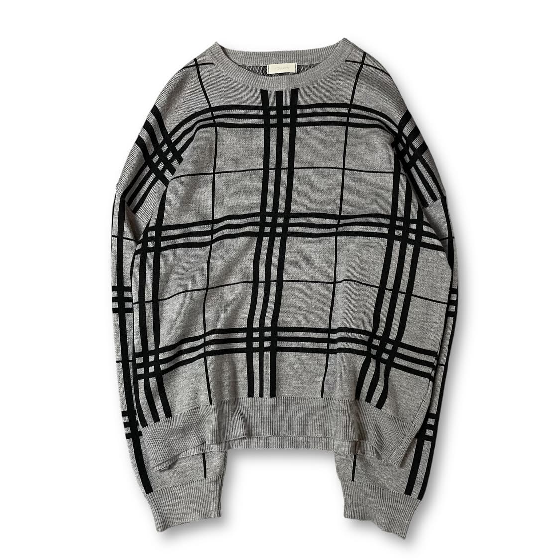 팔로우 그레이 체크 패턴 라운드넥 긴팔 니트 상품이미지1