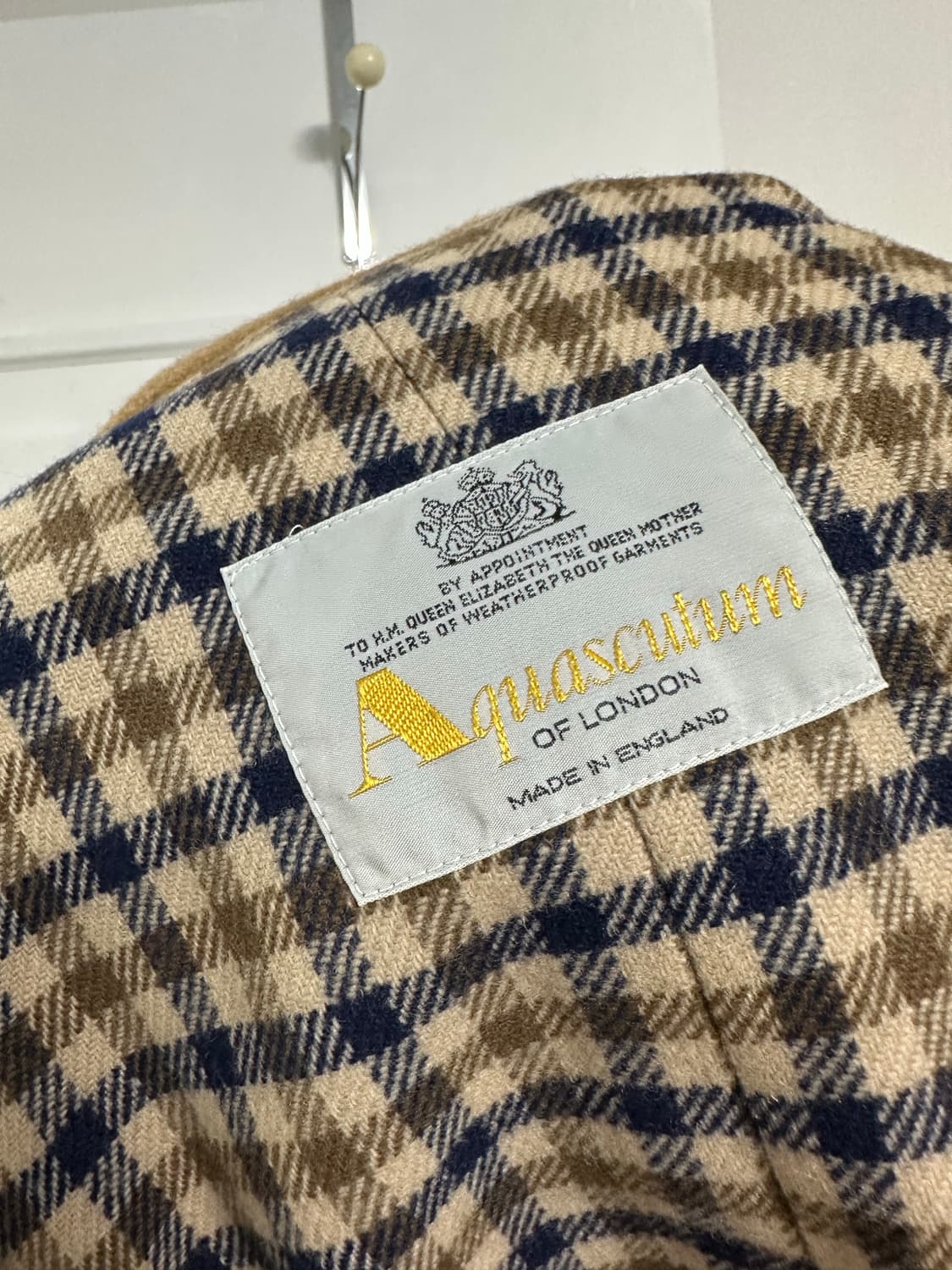 아쿠아스큐텀 카멜헤어 발마칸 코트 상품이미지3