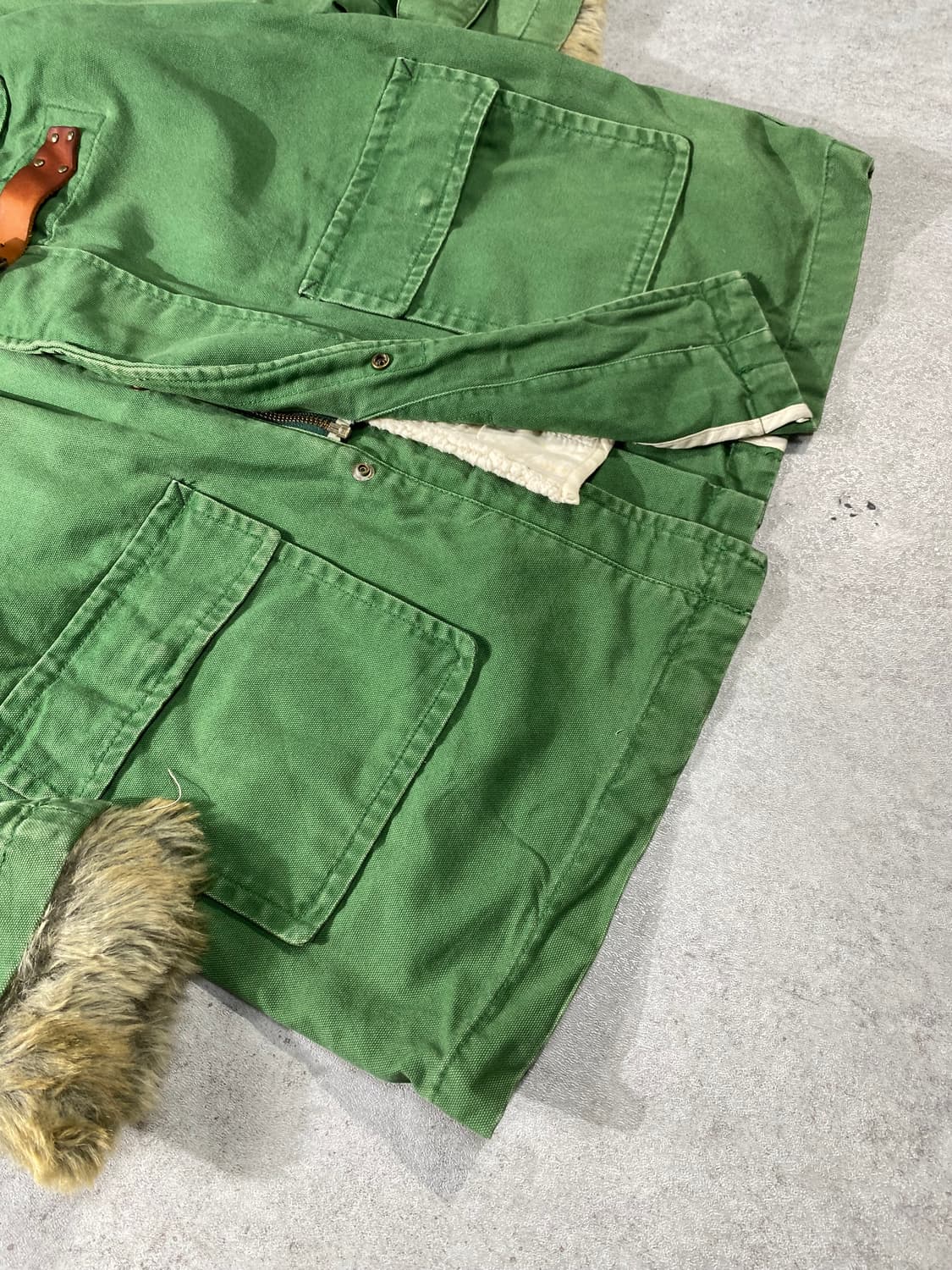 [M] RNA inc 일본 빈티지 레더 벨티드 퍼 후드 자켓 상품이미지3