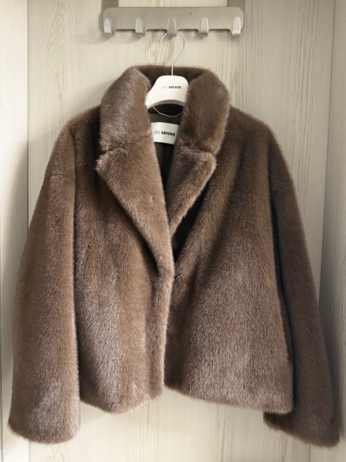 조이그라이슨 퍼 자켓 1회착용 상품이미지2