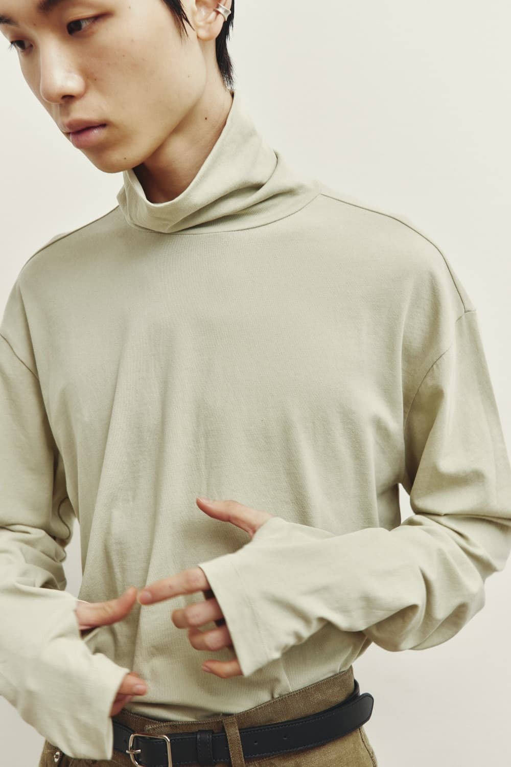 유스 youth 핑거홀 롱슬리브 티셔츠 상품이미지3