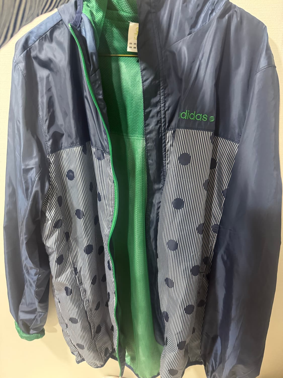 아디다스 도트 바람막이 상품이미지1