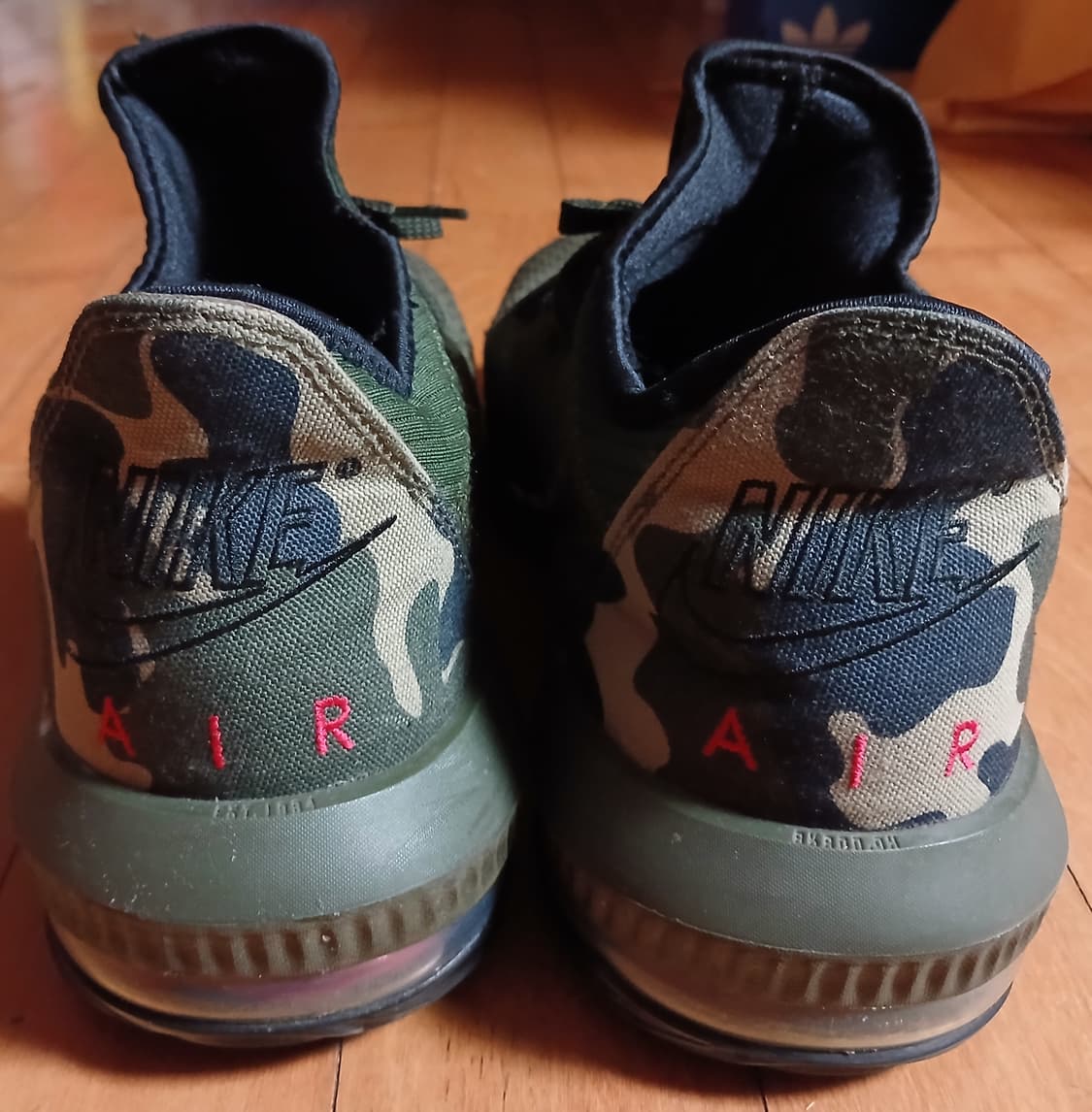 나이키 르브론16 로우 카모 280 상품이미지5