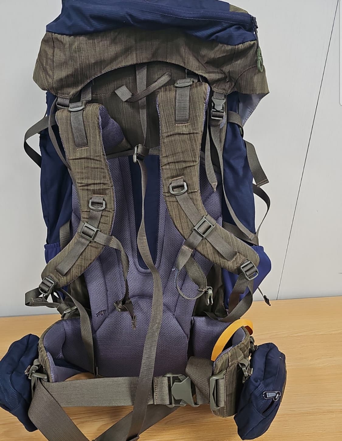 k2 정품 70리터 등산배낭 가방 팝니다  상품이미지3