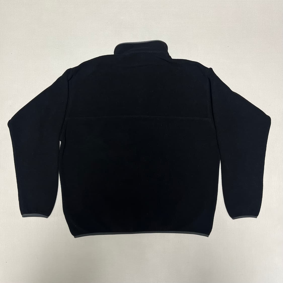 파타고니아 신칠라 블랙 포지그레이 상품이미지2