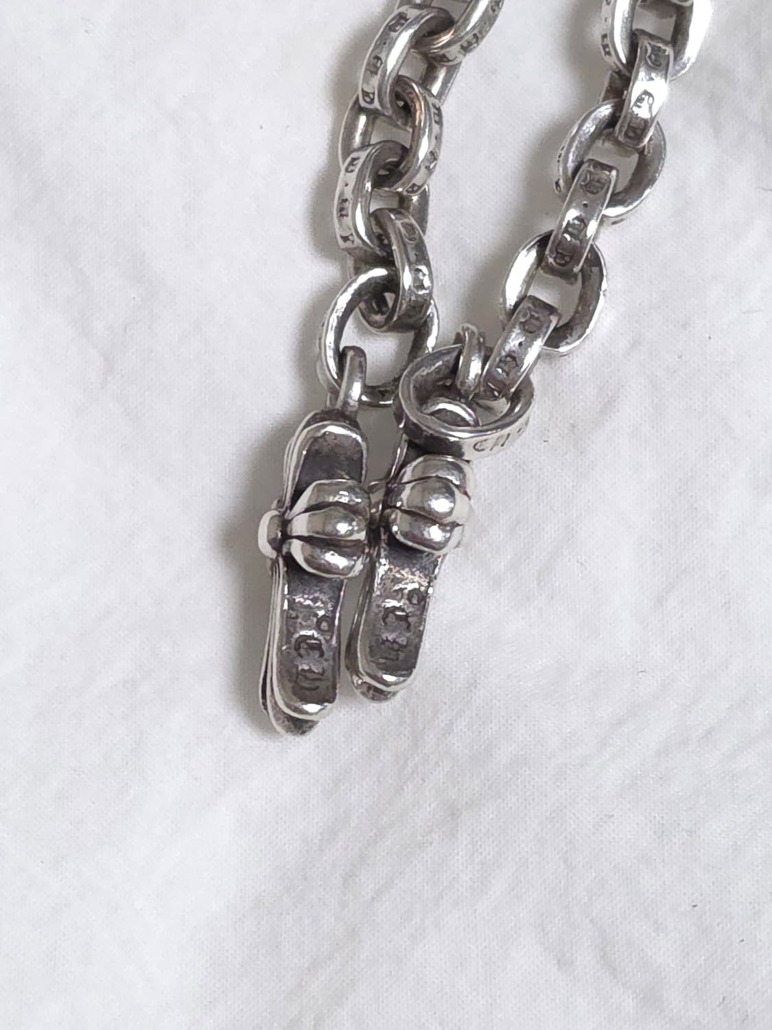 [OS] 크롬하츠 피라미드 스터드 레더 지갑 블랙 상품이미지9