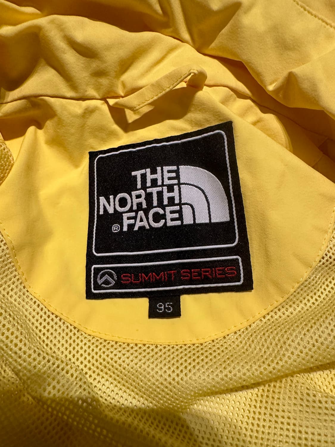 노스페이스 여성 고어텍스 써밋 바람막이 옐로우 95 상품이미지3