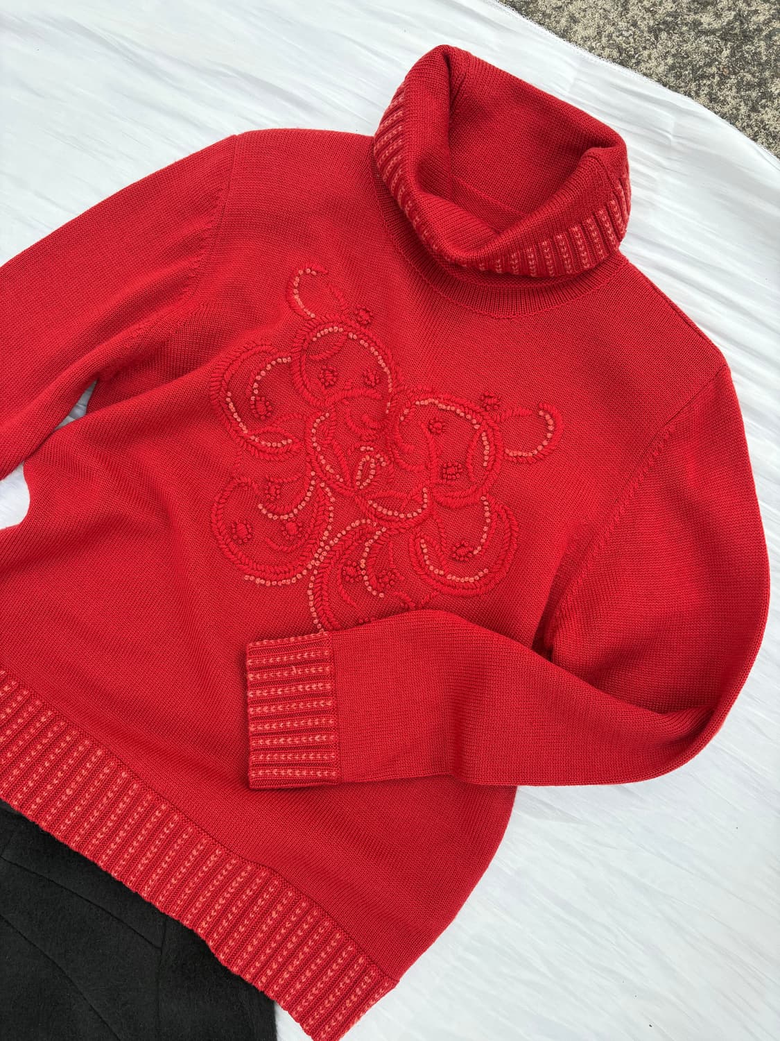 ✨Vintage Ruby Embroidered Turtleneck Kni 상품이미지3