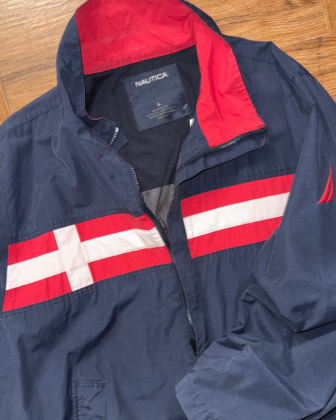 노티카 바람막이  상품이미지3