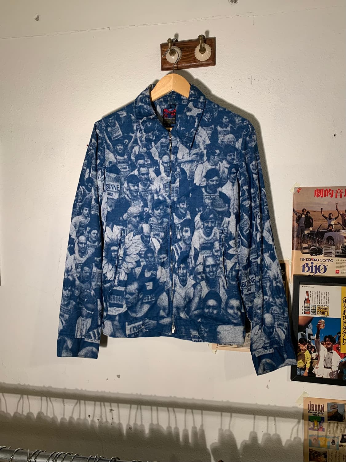 브루나 보인 페이스 프린팅 블루 자켓 상품이미지1