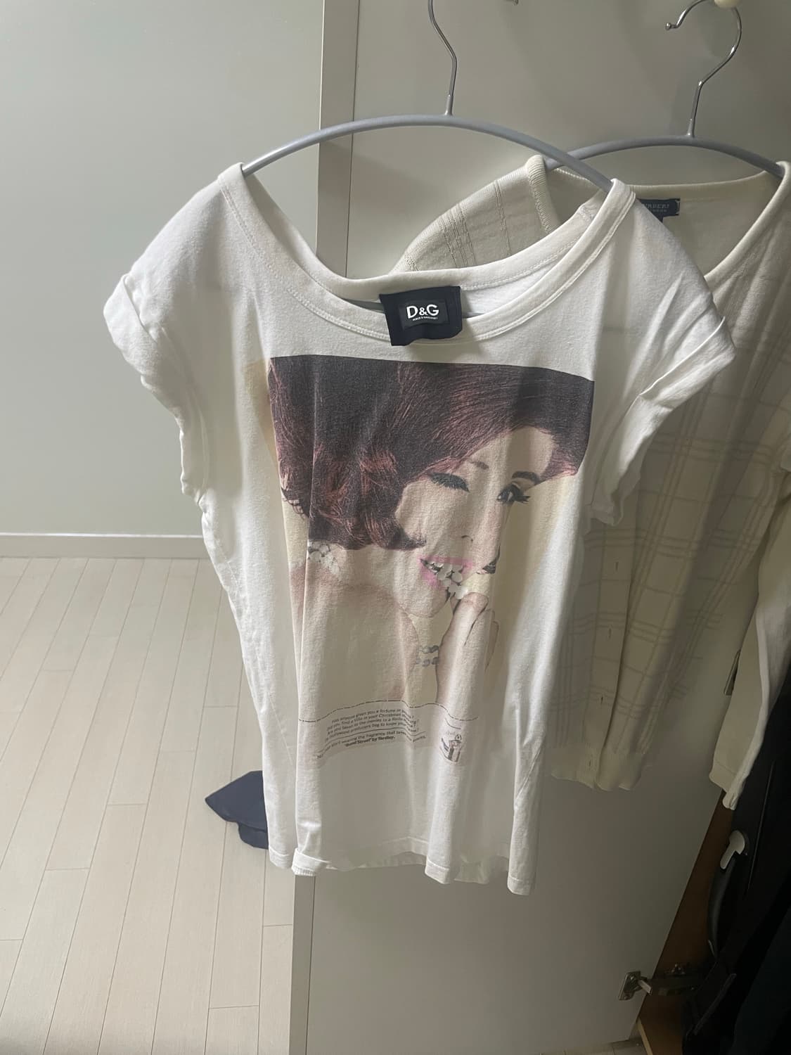 돌체 돌체앤가바나 d&g 나시 반팔 숄더 민소매 상품이미지1